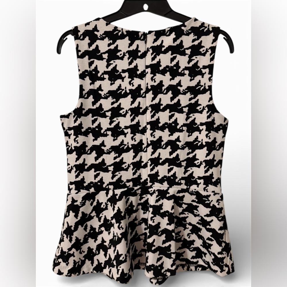 INC International Concepts Black & White Houndstooth Sleeveless Top Medium - Picture 2 of 8